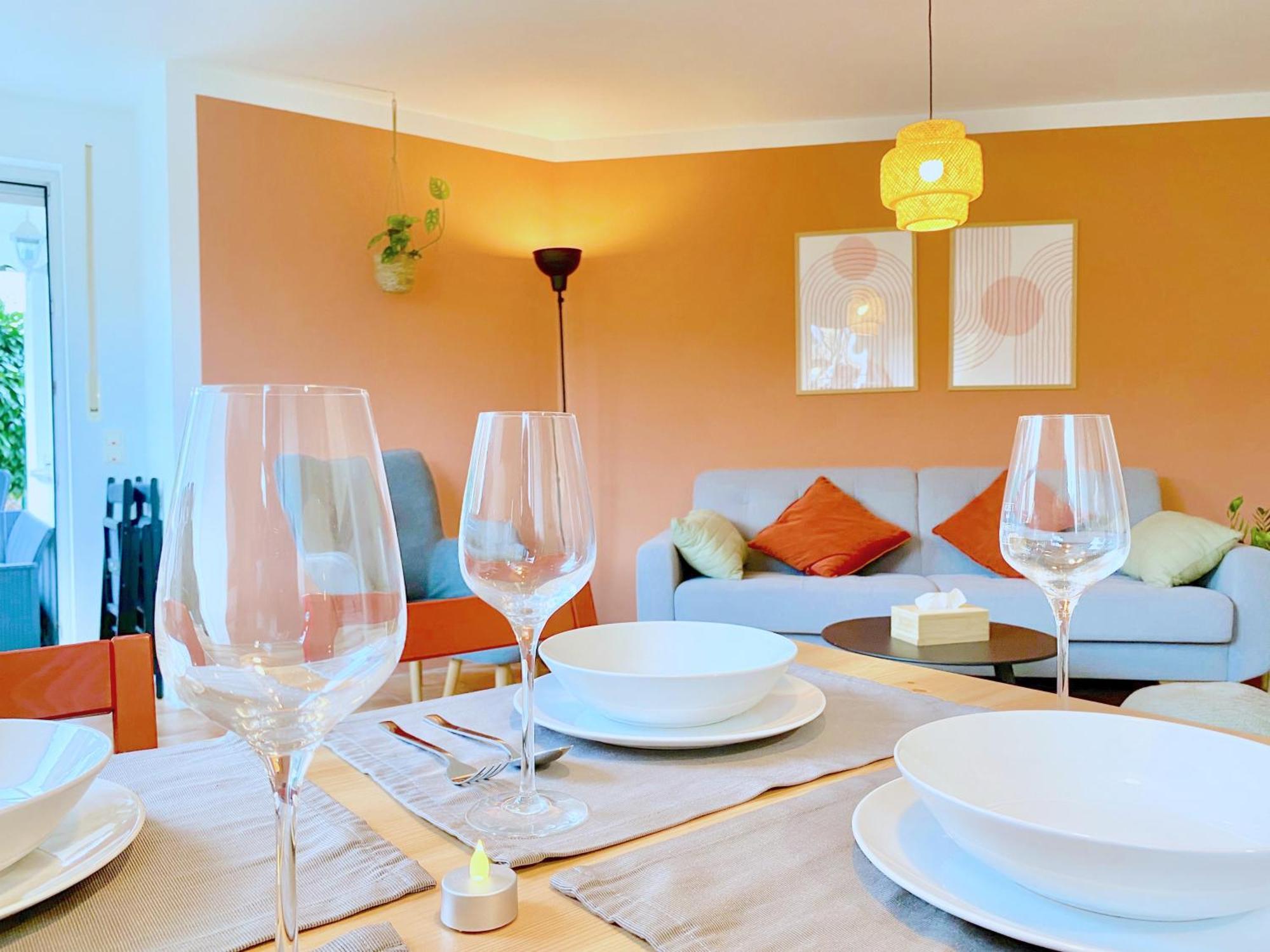 Snug Stays I 3 Zimmer Design Apartment Am See Mit Garten I Home Office I Highspeed Wifi Wessling Bagian luar foto
