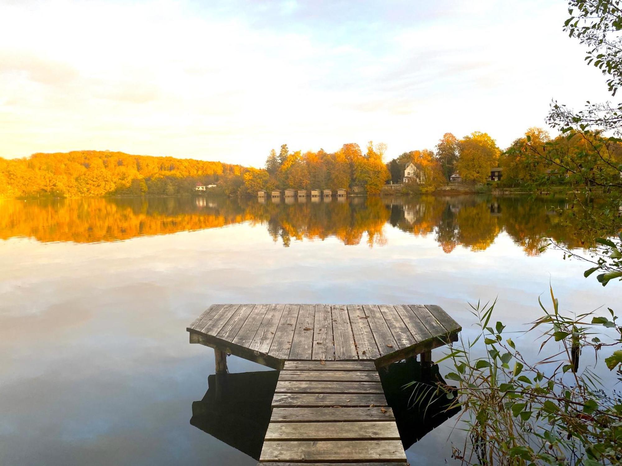 Snug Stays I 3 Zimmer Design Apartment Am See Mit Garten I Home Office I Highspeed Wifi Wessling Bagian luar foto