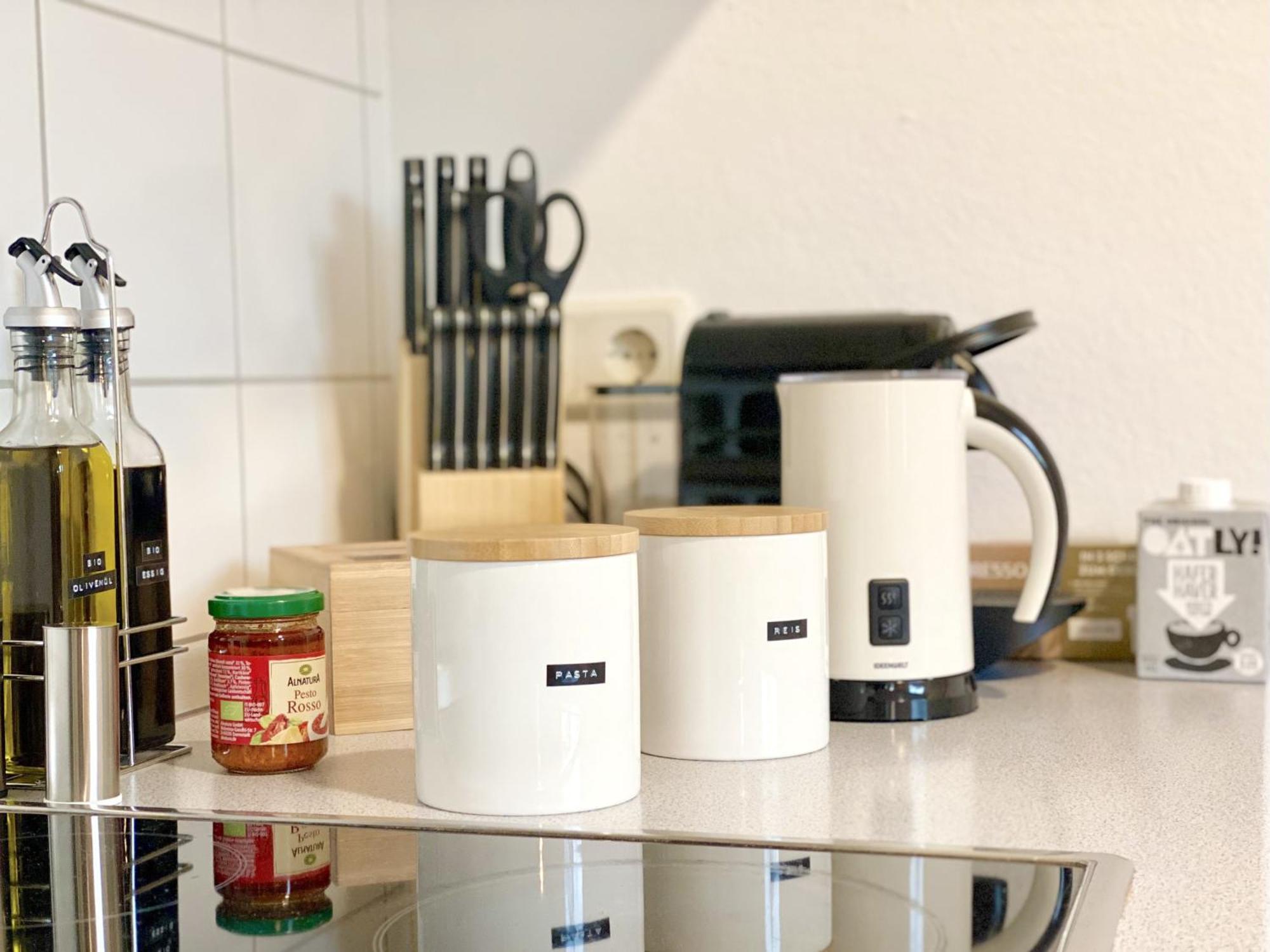 Snug Stays I 3 Zimmer Design Apartment Am See Mit Garten I Home Office I Highspeed Wifi Wessling Bagian luar foto