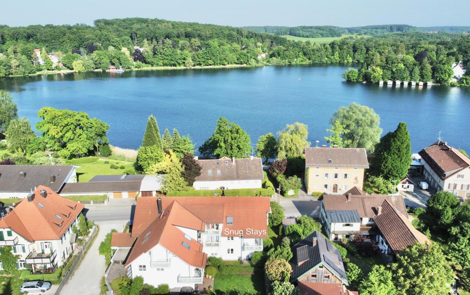 Snug Stays I 3 Zimmer Design Apartment Am See Mit Garten I Home Office I Highspeed Wifi Wessling Bagian luar foto